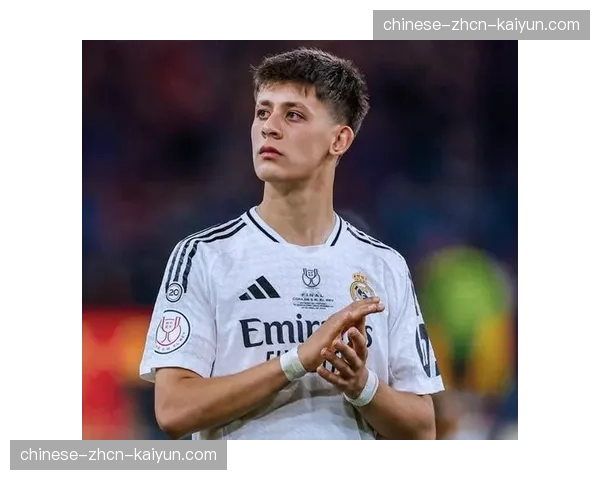 诺伊尔开场失误送礼，居莱尔射空门得手皇马闪电领先